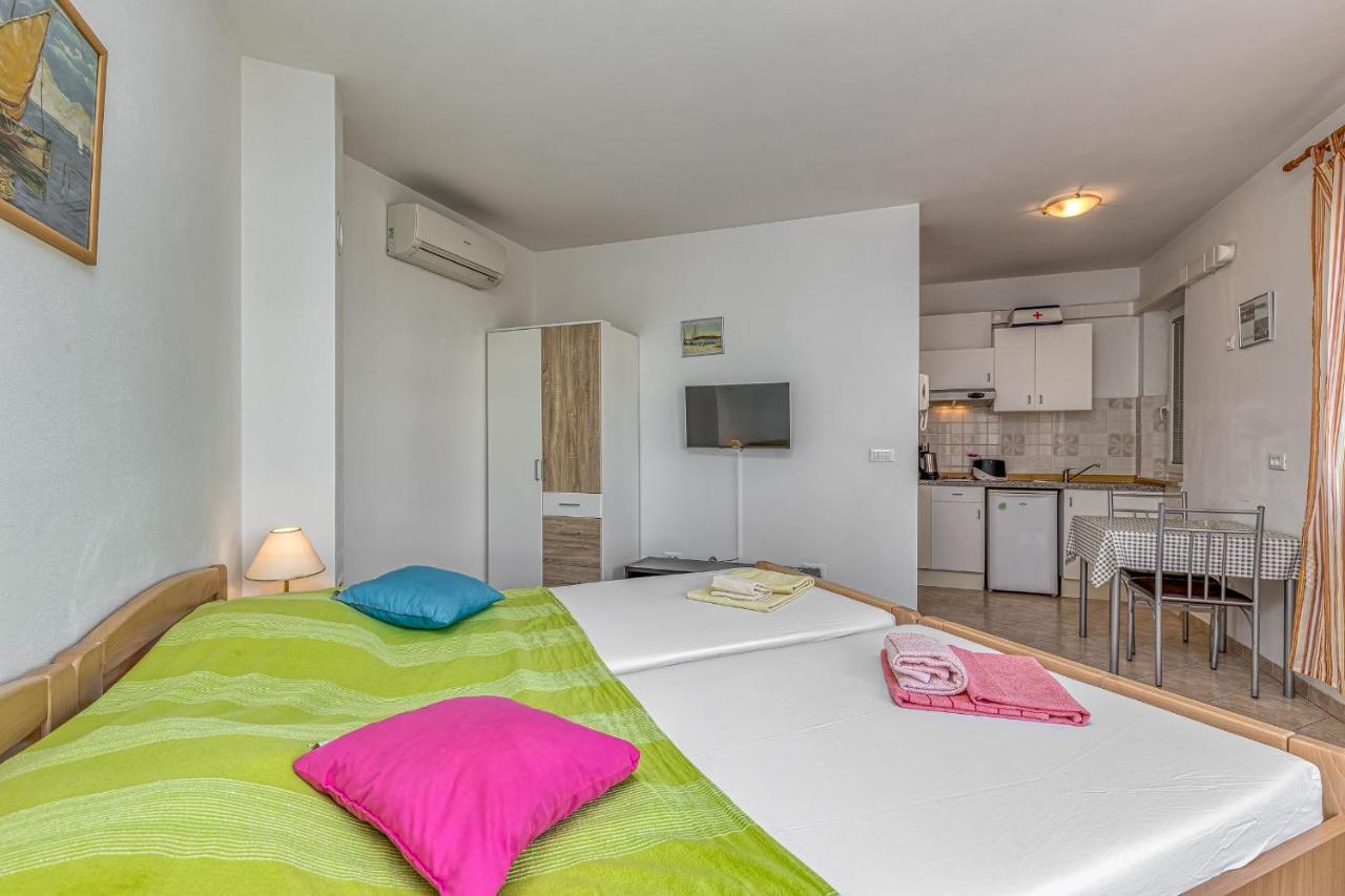 Sunrise Apartments Rovinj Exterior photo